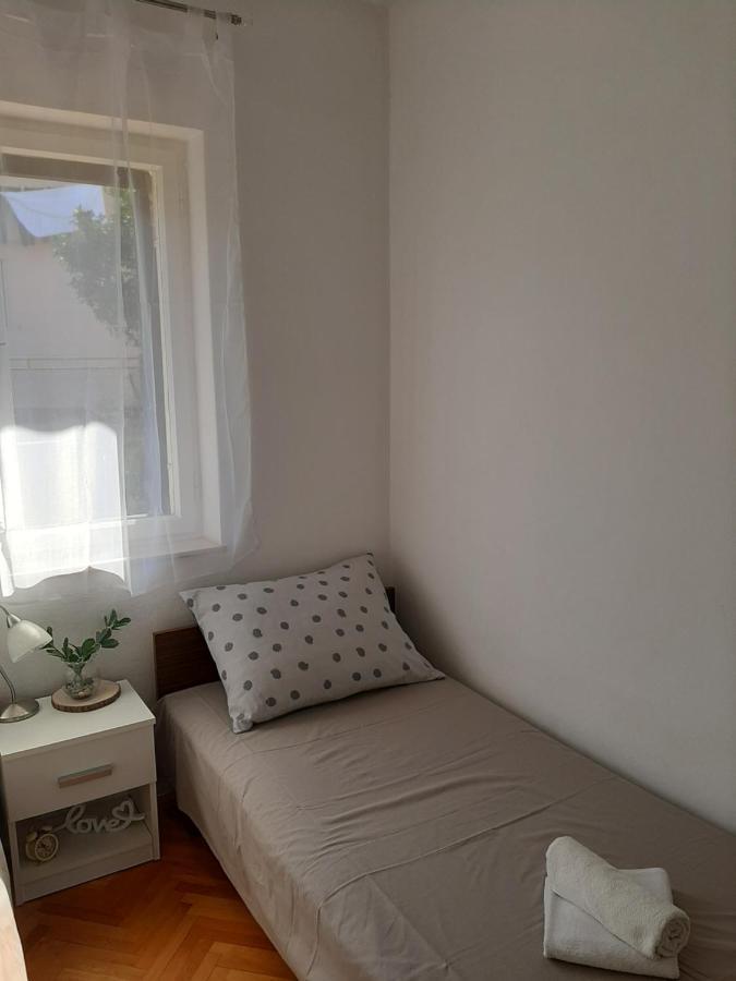 Giovanna - Spacious Lovely Apartment Supetar Eksteriør billede