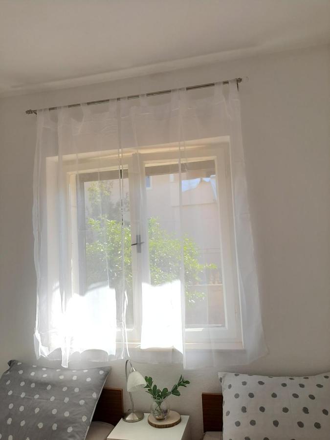 Giovanna - Spacious Lovely Apartment Supetar Eksteriør billede
