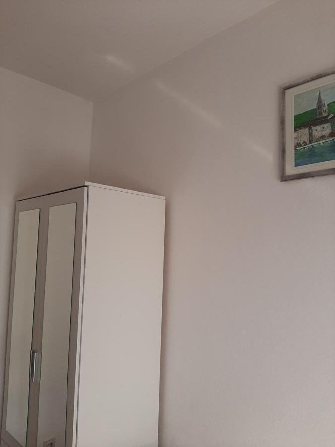 Giovanna - Spacious Lovely Apartment Supetar Eksteriør billede